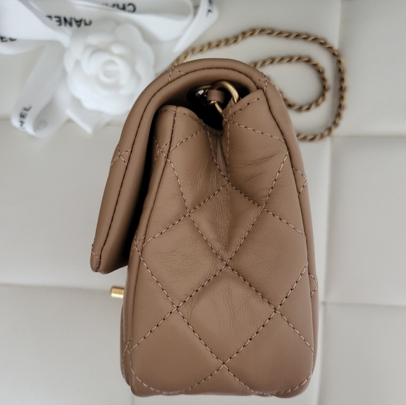 Chanel 22b, Mini rectangle with ghw, Pearl crush, BNIB - Picture 15 of 16